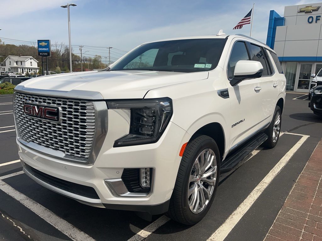 White Frost Tricoat 2024 GMC Yukon Denali 4WD SUV / Crossover Four-Wheel Drive