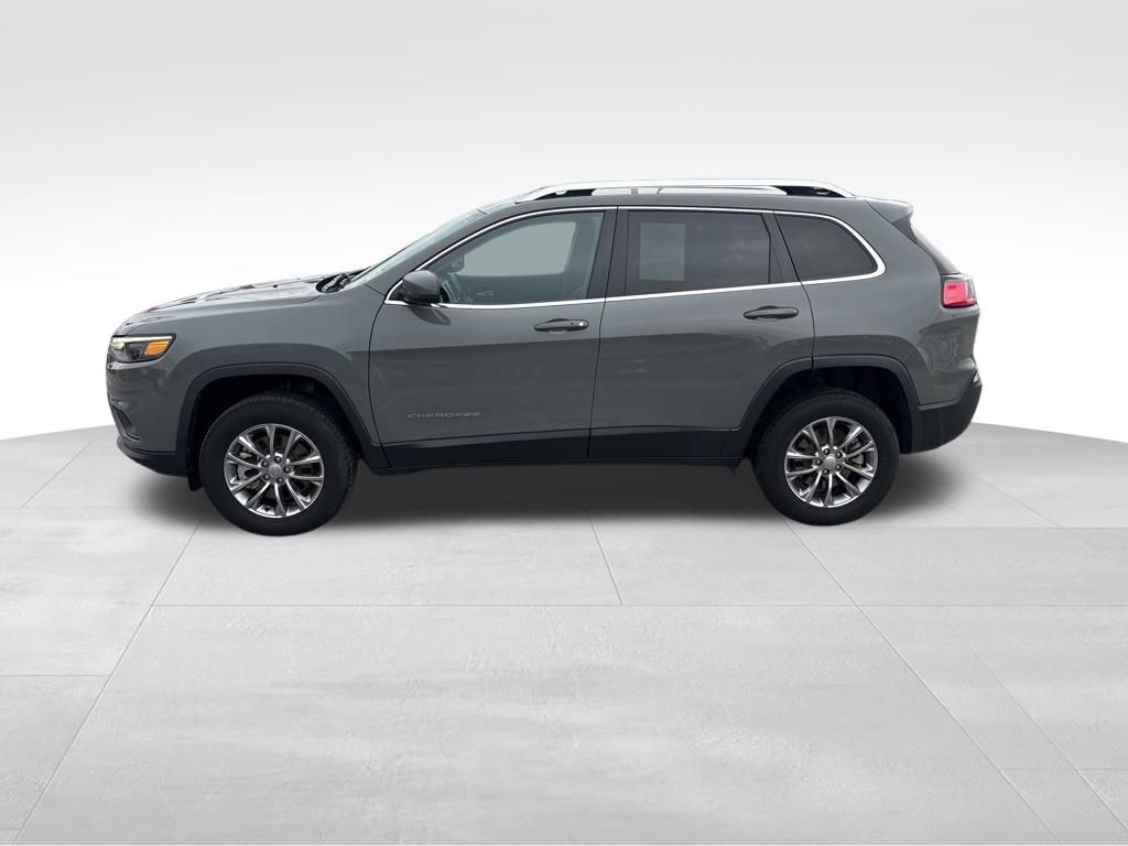 View vehicle photo 3