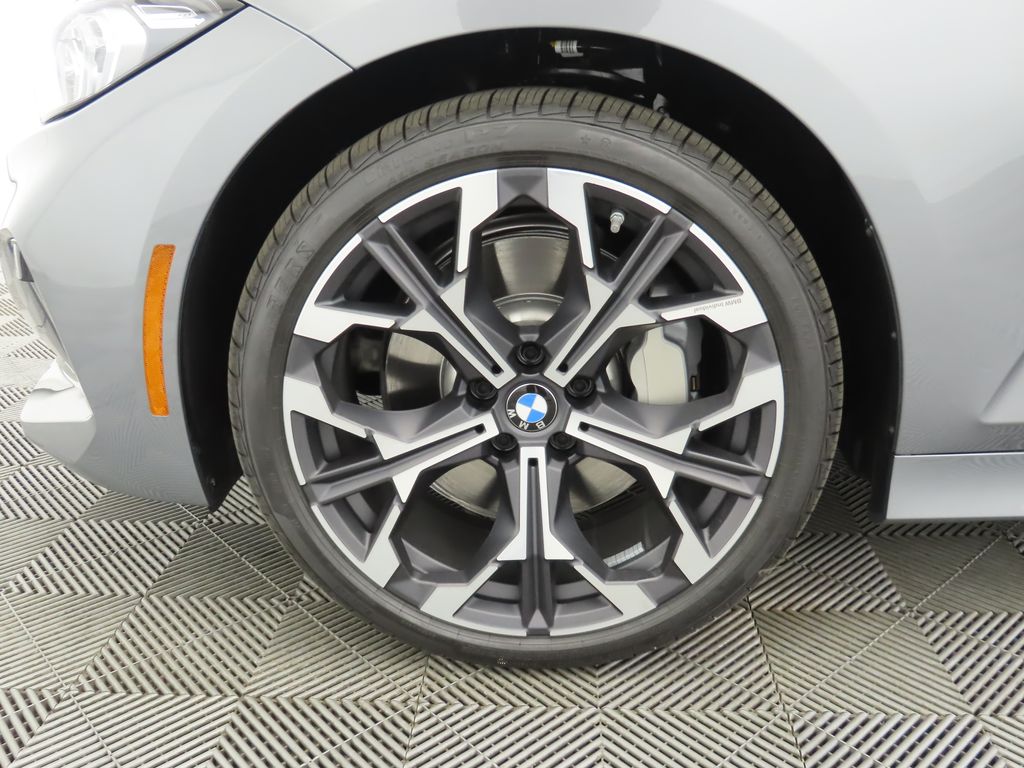 Thumbnail: 2026 BMW 3 Series - 29