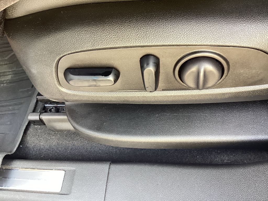 Used 2023 GMC Acadia SUV