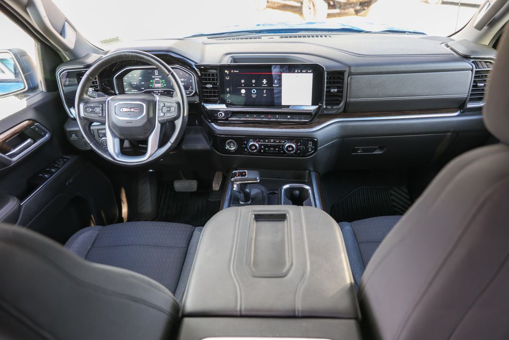 Used 2022 Blue GMC Elevation image 26