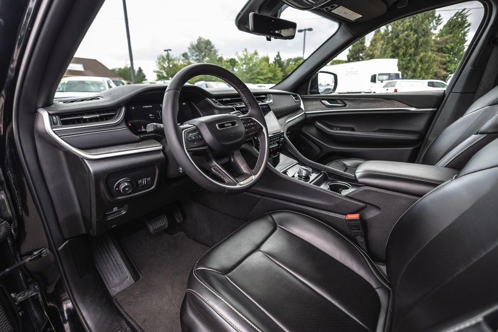 2024 Jeep Grand Cherokee Limited thumbnail 19