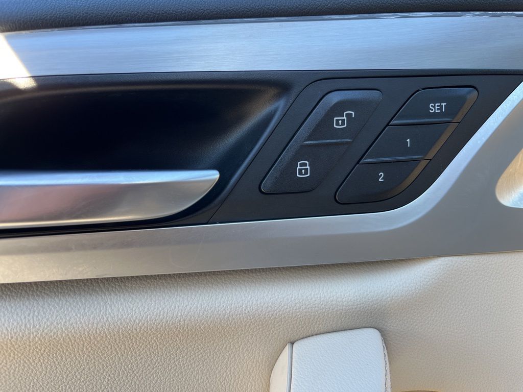 Thumbnail: 2021 BMW X3 - 12