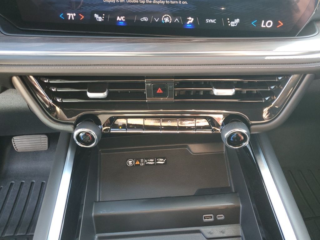 Used Car 2025 Chevrolet Tahoe  Z71 For Sale Under $70,000 In Austin, Texas