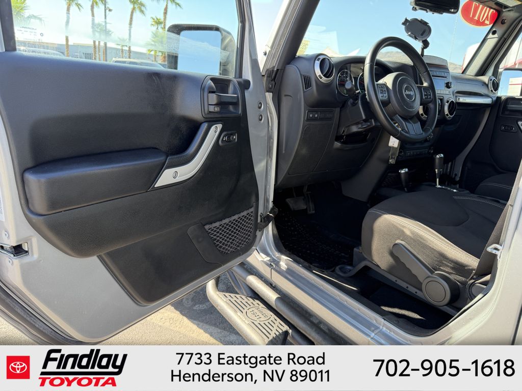 Used 2017 Jeep Wrangler SUV