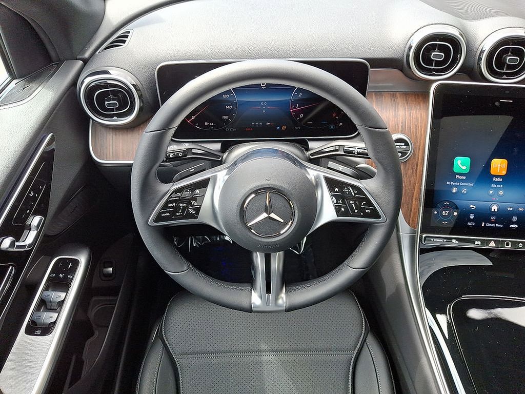 Thumbnail: 2025 Mercedes-Benz GLC - 7