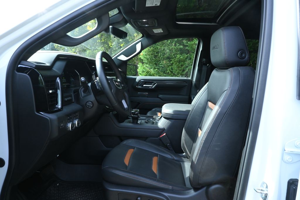 Thumbnail: 2024 GMC Sierra 1500 - 3