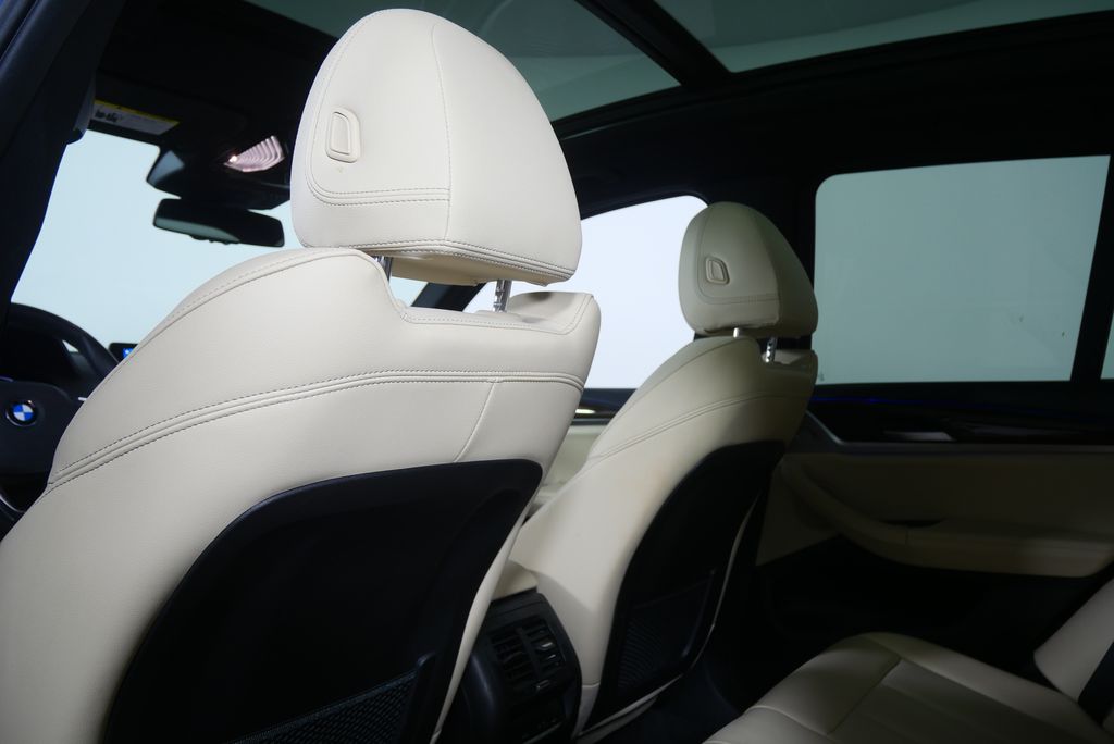 Thumbnail: 2023 BMW X3 - 16