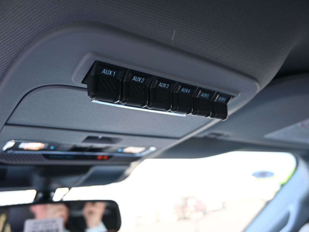2025 Ford F-350 Super Duty Lariat