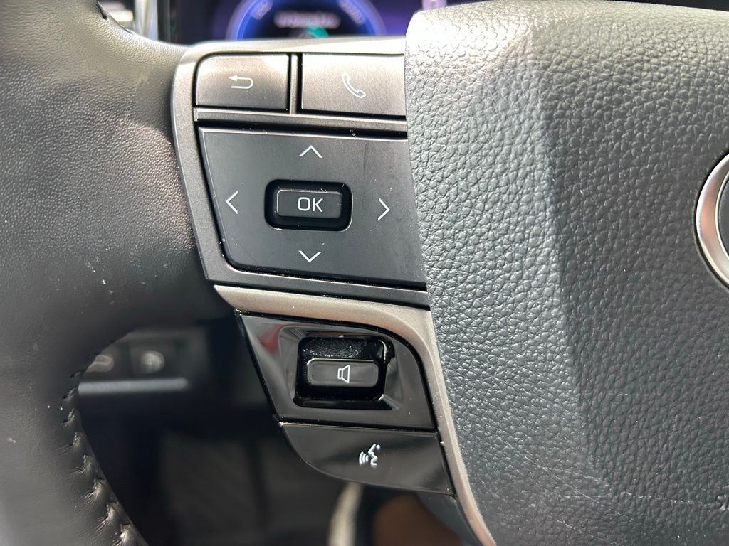 2025 Toyota Camry XSE 26
