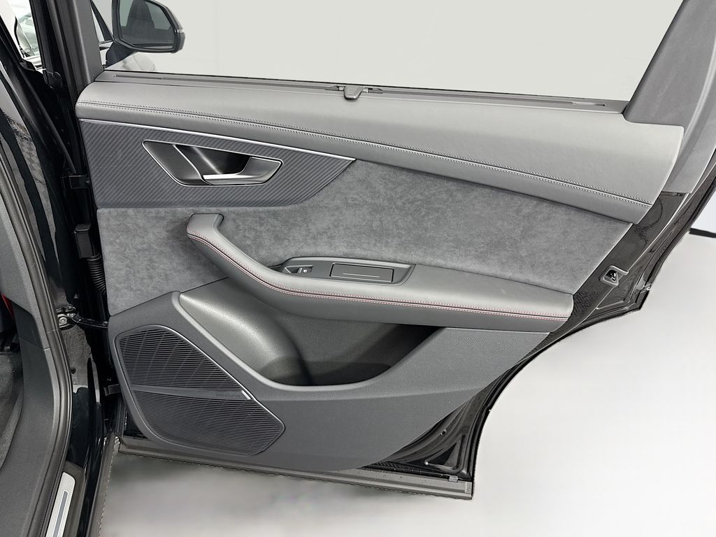 Thumbnail: 2026 Audi Q7 - 28