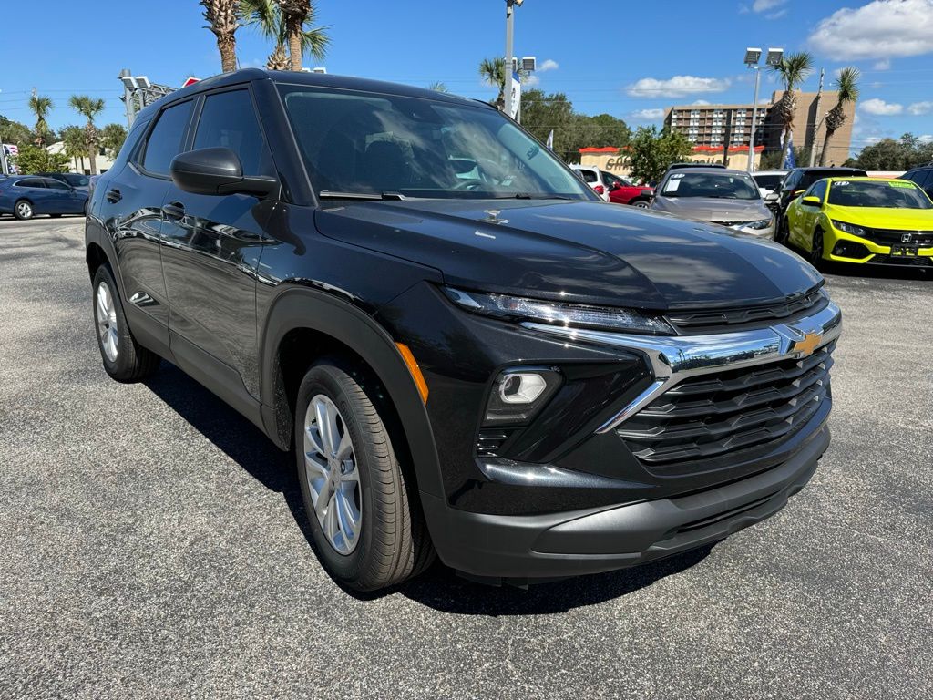 2025 Chevrolet TrailBlazer LS 10