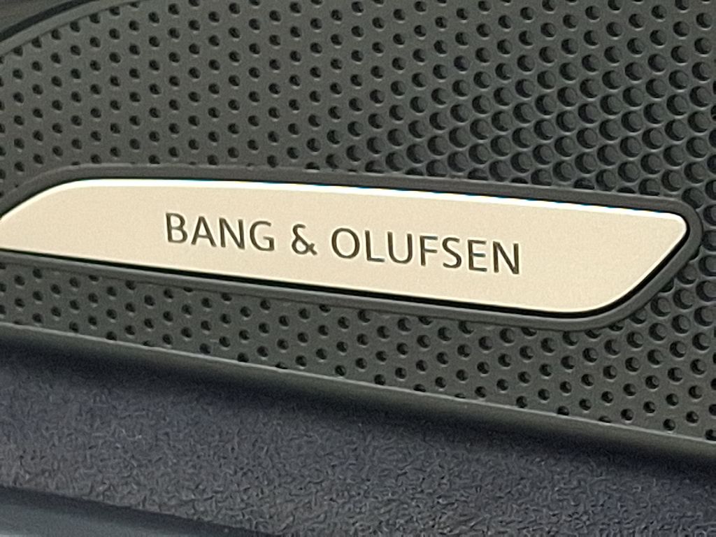 Thumbnail: 2025 Audi SQ5 - 19