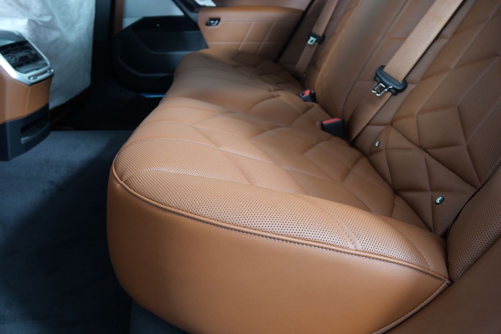 Thumbnail: 2025 BMW 7 Series - 13