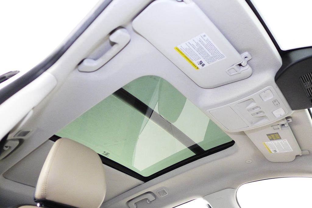 Thumbnail: 2021 Ford Escape - 18