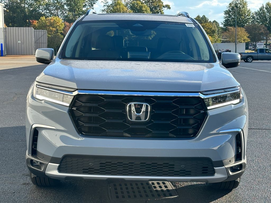 2025 Honda Pilot Touring 8