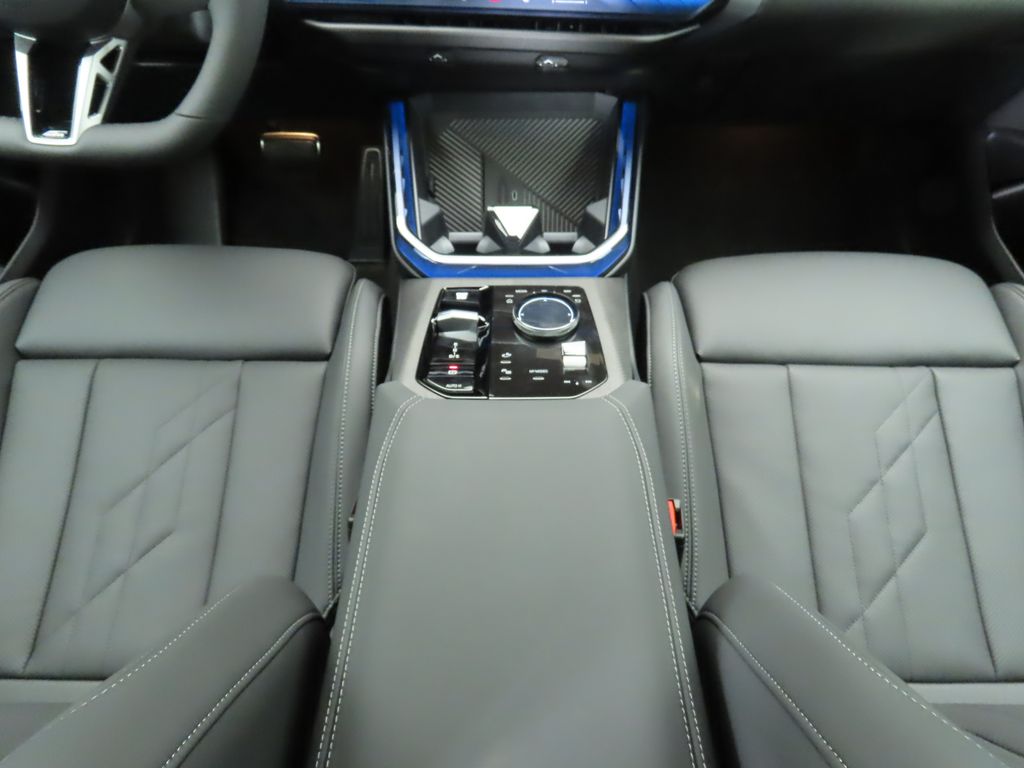 Thumbnail: 2026 BMW X3 - 16