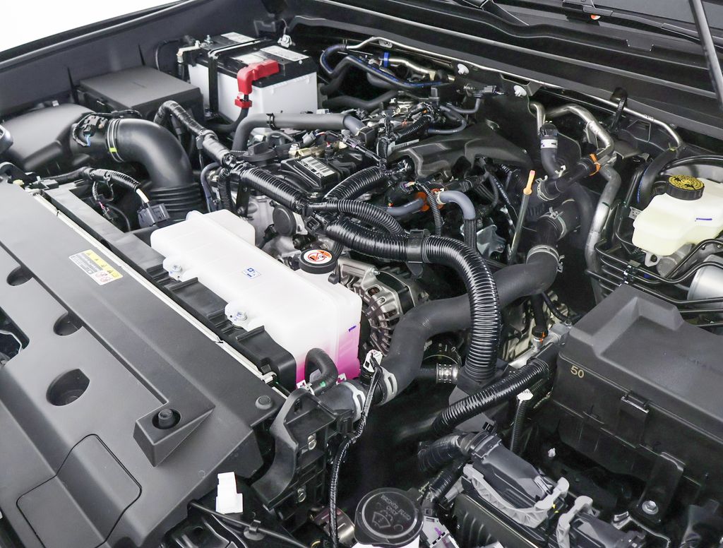 2025 Toyota Tacoma SR5 Double Cab photo 18