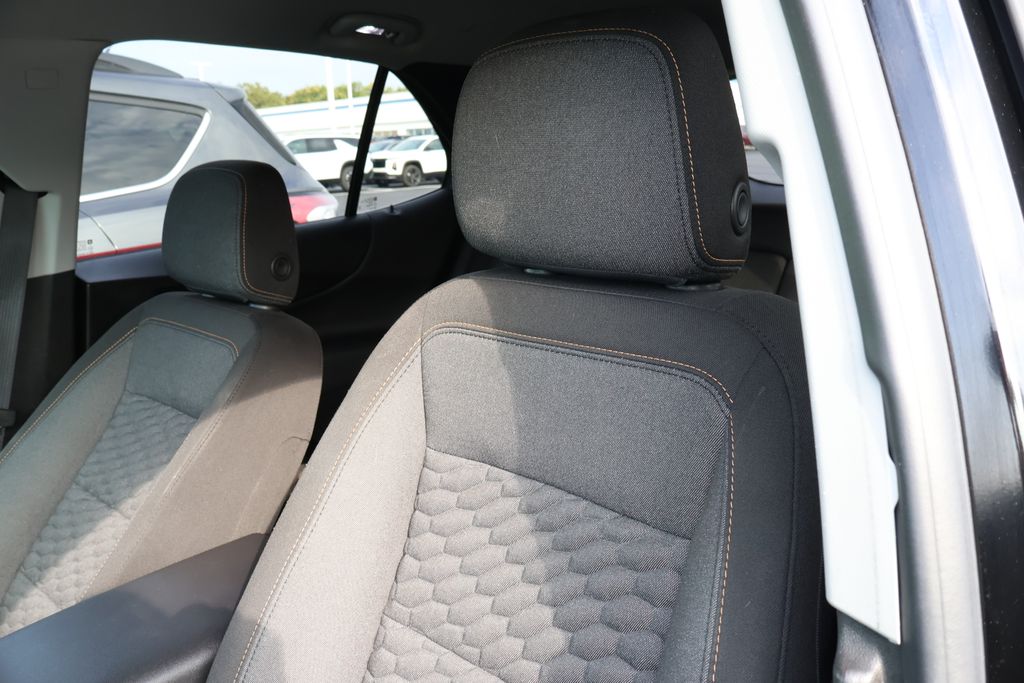 Thumbnail: 2021 Chevrolet Equinox - 14