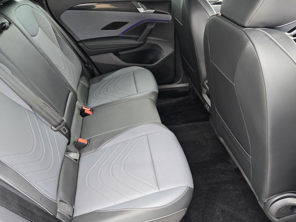 2025 Volkswagen Tiguan - $30,900