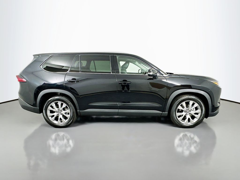 Thumbnail: 2025 Toyota Grand Highlander - 4