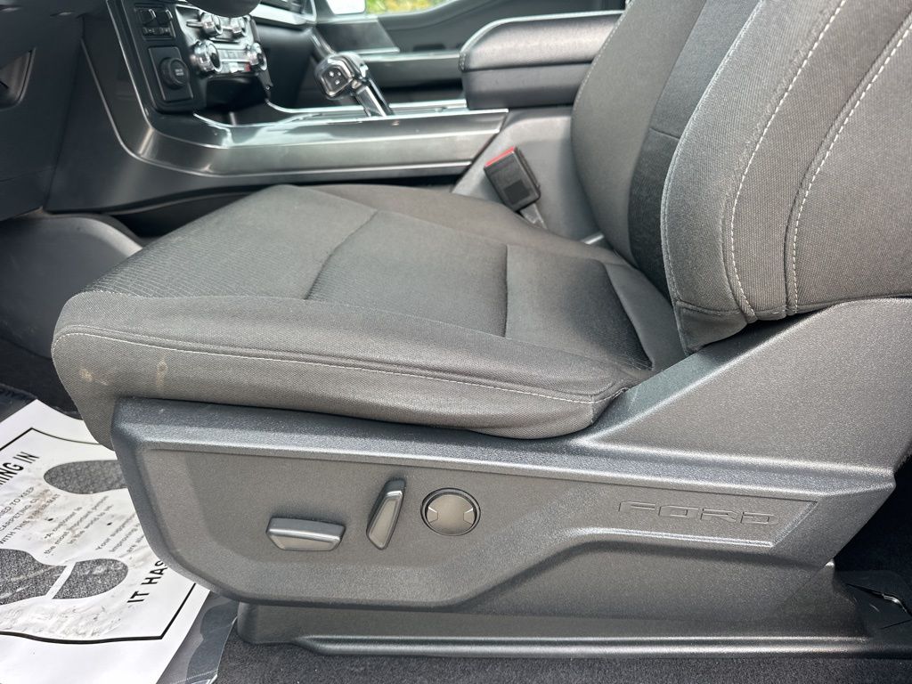 2023 Oxford White Ford F-150 XLT RWD Truck