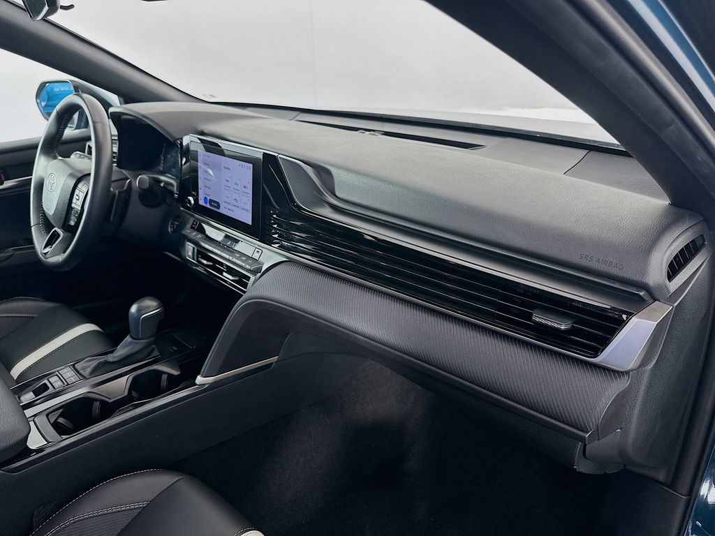Thumbnail: 2025 Toyota Camry - 28