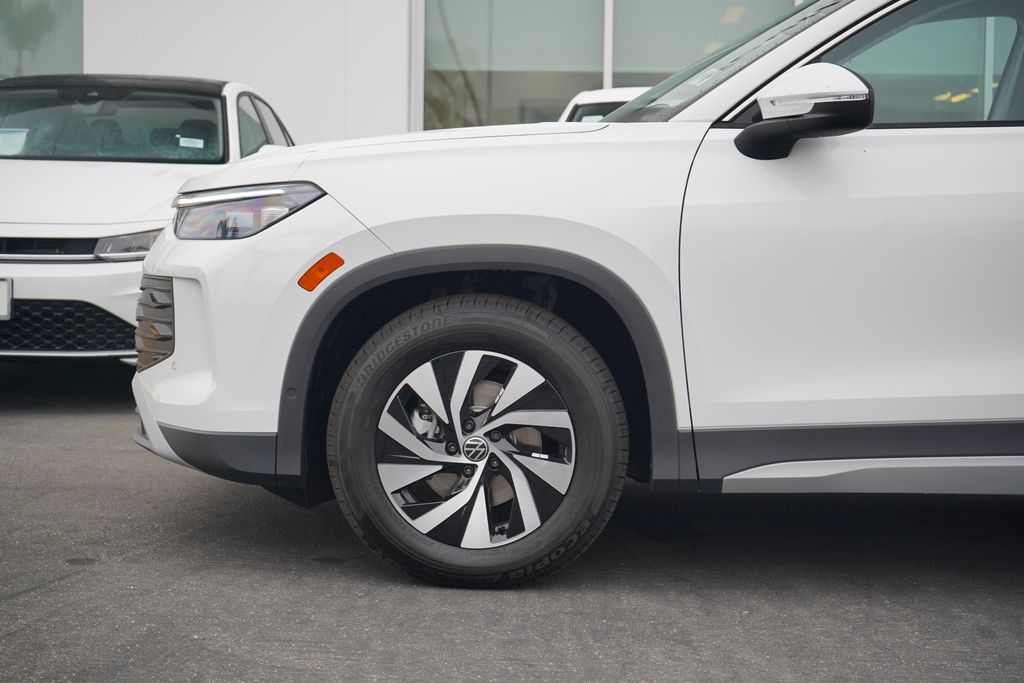 Thumbnail: 2025 Volkswagen Tiguan - 2