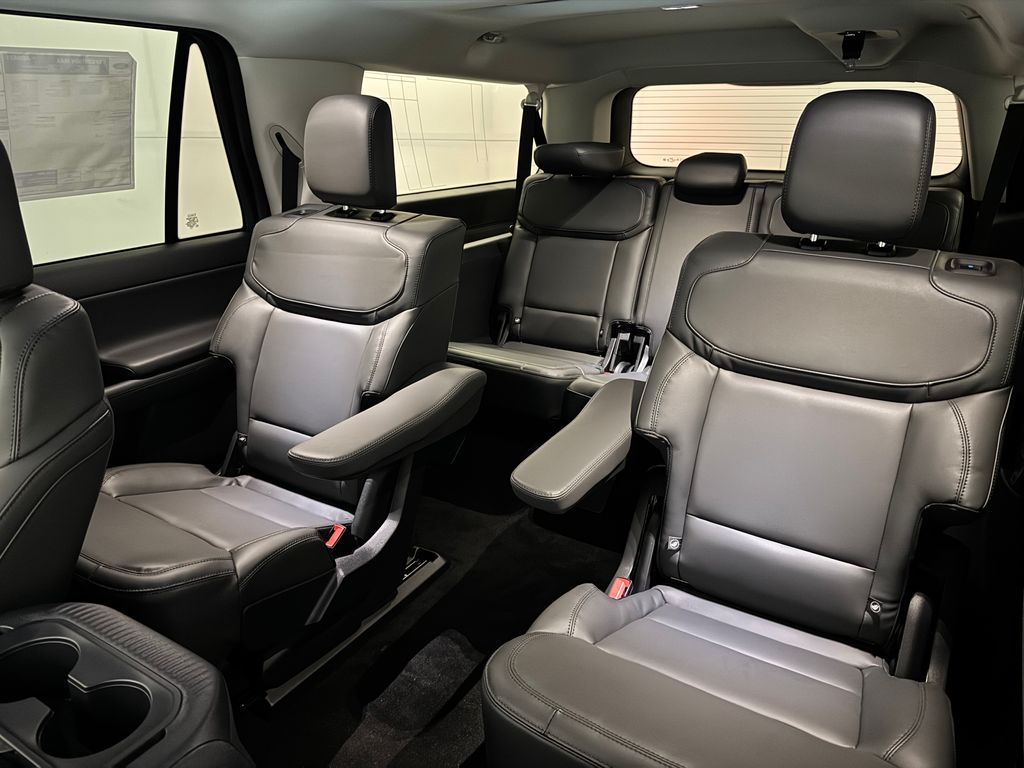 New 2027 Gray Ford Active image 12