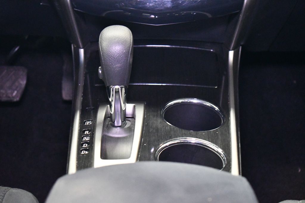 Thumbnail: 2014 Nissan Altima - 21