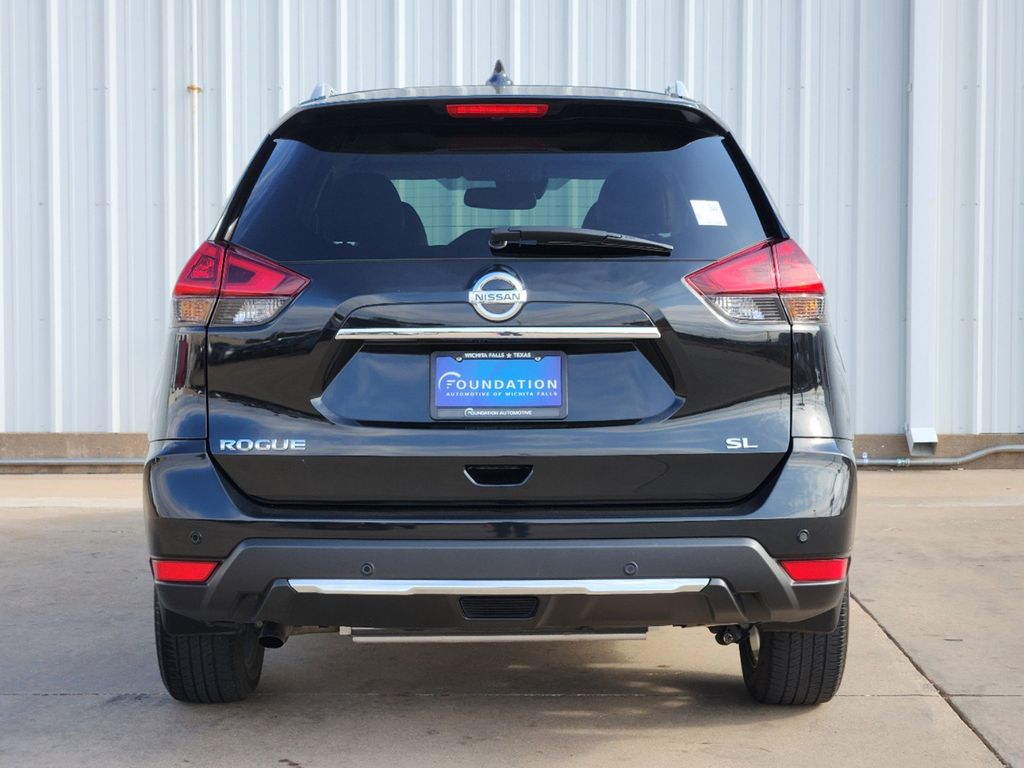 2019 Nissan Rogue SL 7