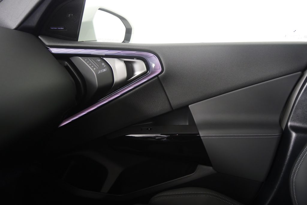 Thumbnail: 2026 BMW X3 - 21