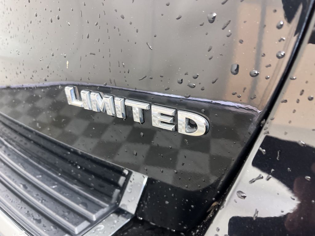 2022 Jeep Grand Cherokee Limited Edition 3