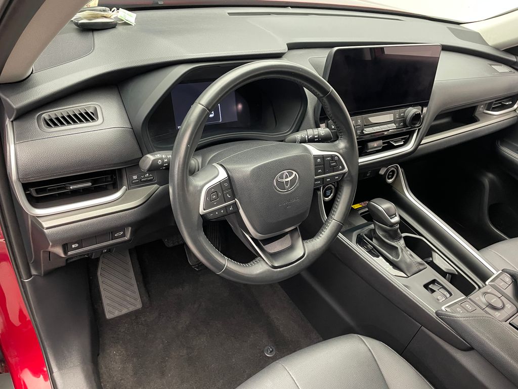 Thumbnail: 2024 Toyota Grand Highlander - 11