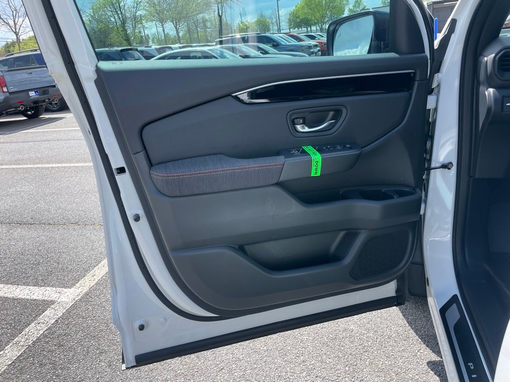 Thumbnail: 2026 Honda Pilot - 24