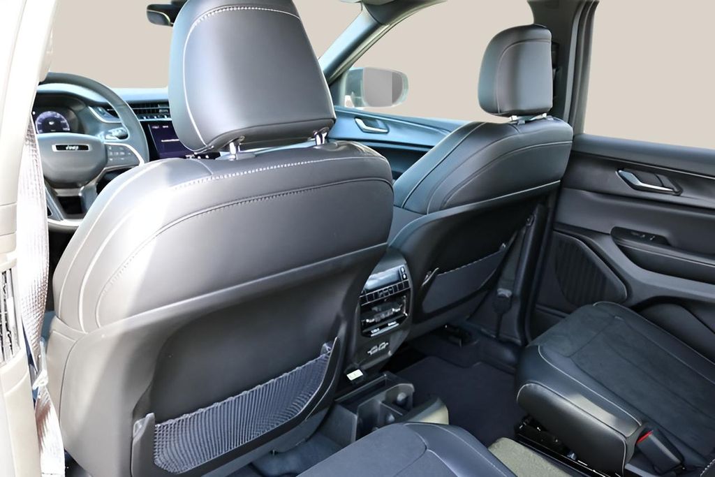 New Car 2025 Jeep Grand Cherokee L  Altitude X For Sale Under $40,000 In Austin, Texas