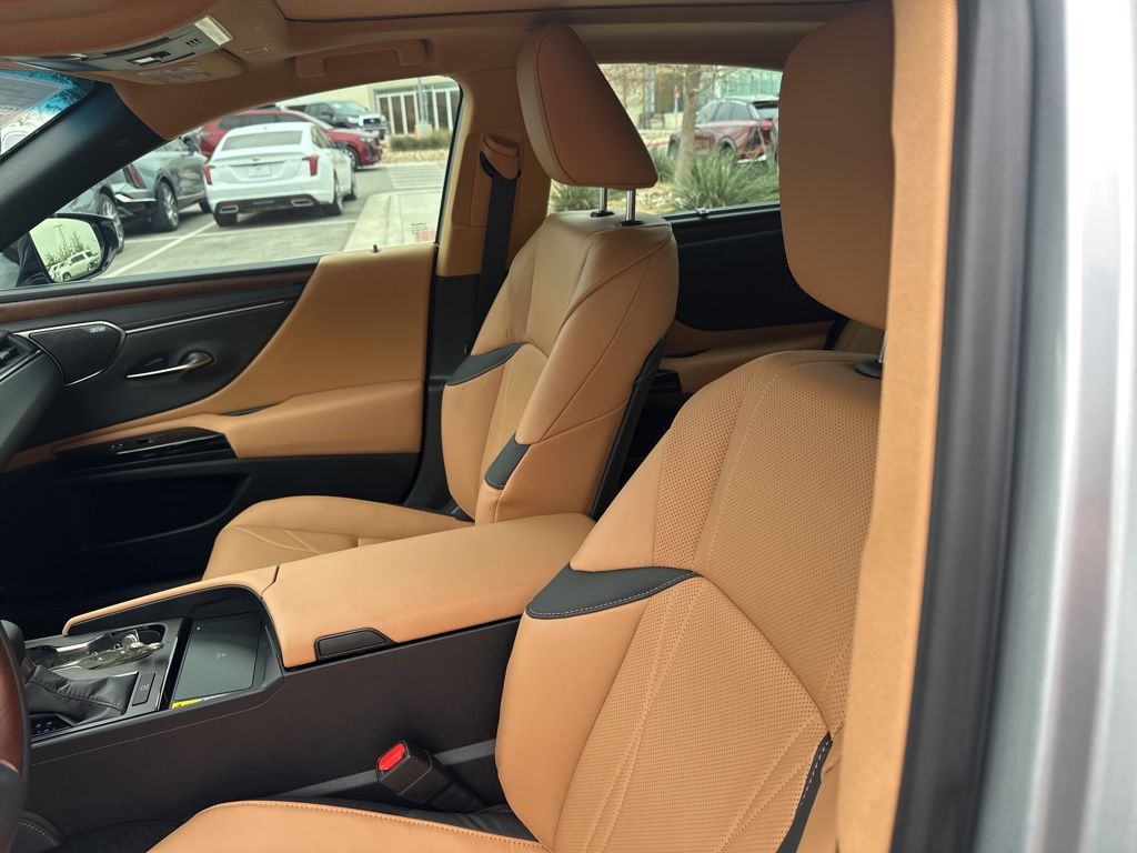 Used Car 2025 Lexus Es  350 Ultra Luxury For Sale Under $50,000 In Austin, Texas