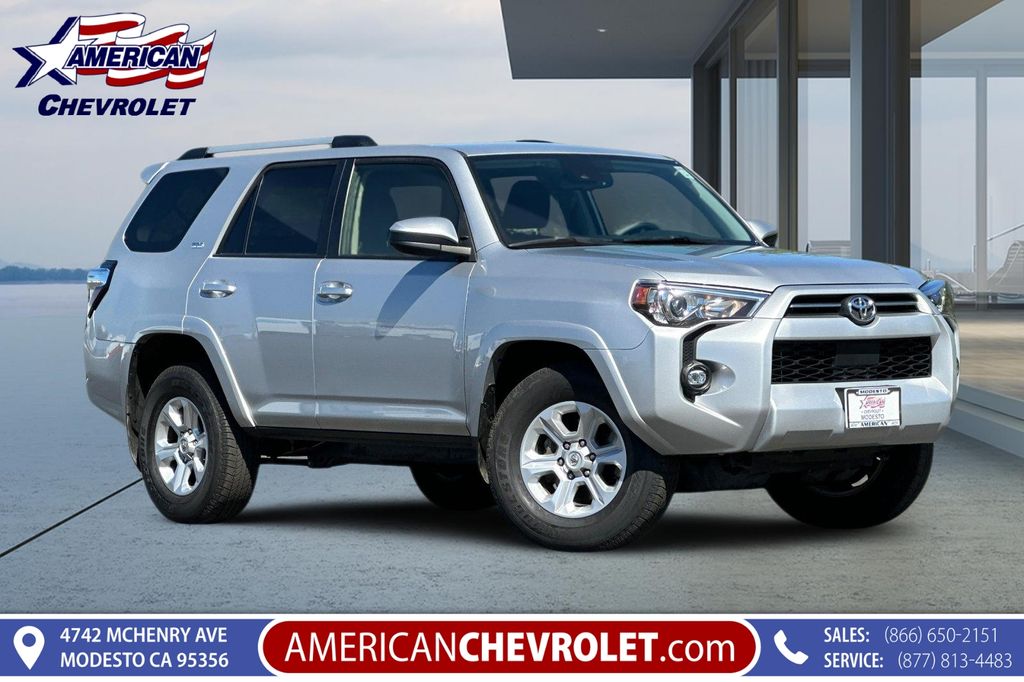 2024 Toyota 4Runner SR5 RWD