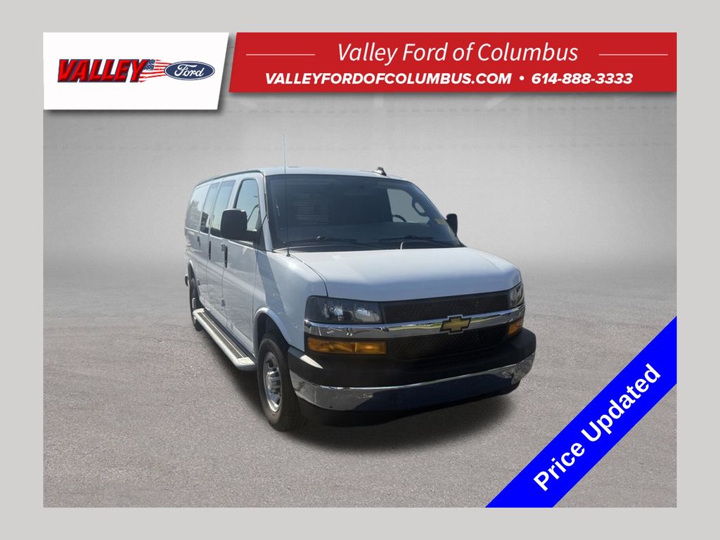 Summit White 2025 Chevrolet Express Cargo Van Rear-Wheel Drive 8-Speed Automatic Overdrive