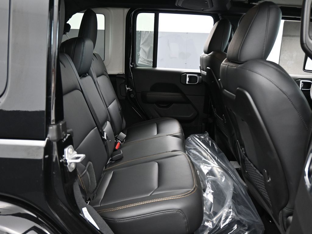 New 2025 Black Clearcoat Jeep Sahara image 41