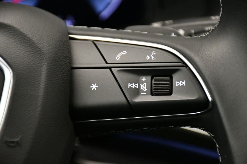 2025 Audi Q7 Premium 23