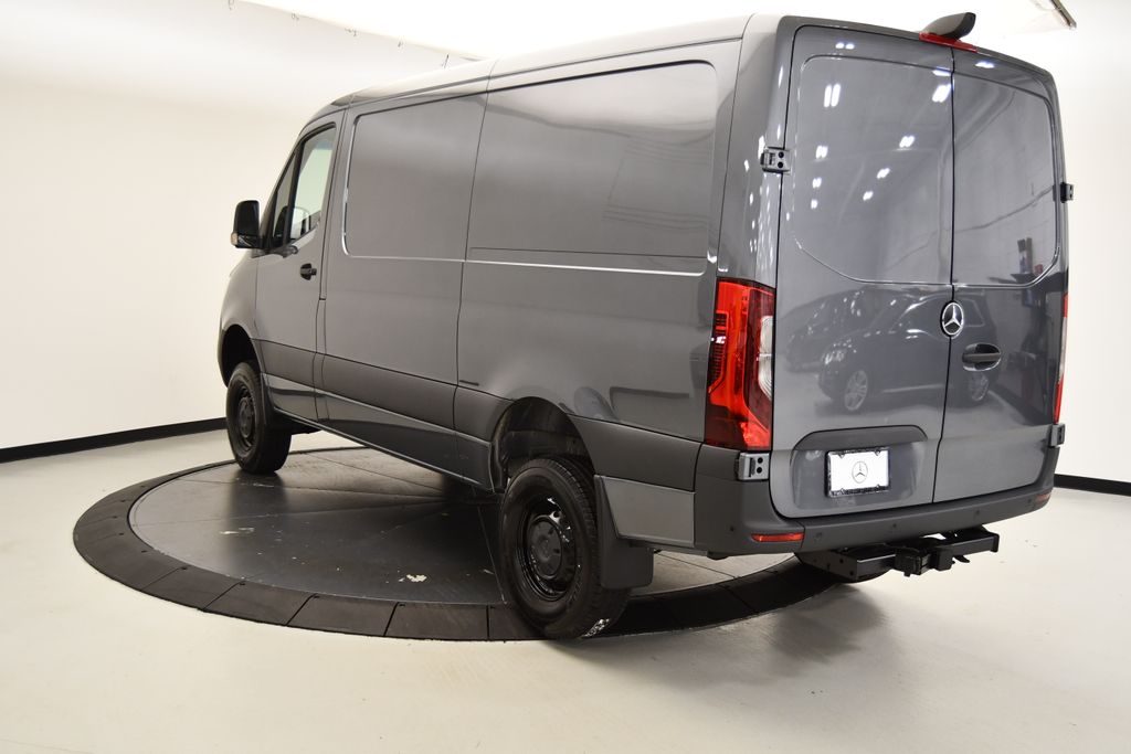 2024 Mercedes-Benz Sprinter 2500 3