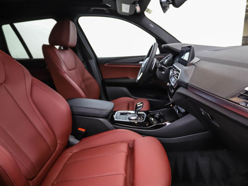 Thumbnail: 2023 BMW X3 - 31