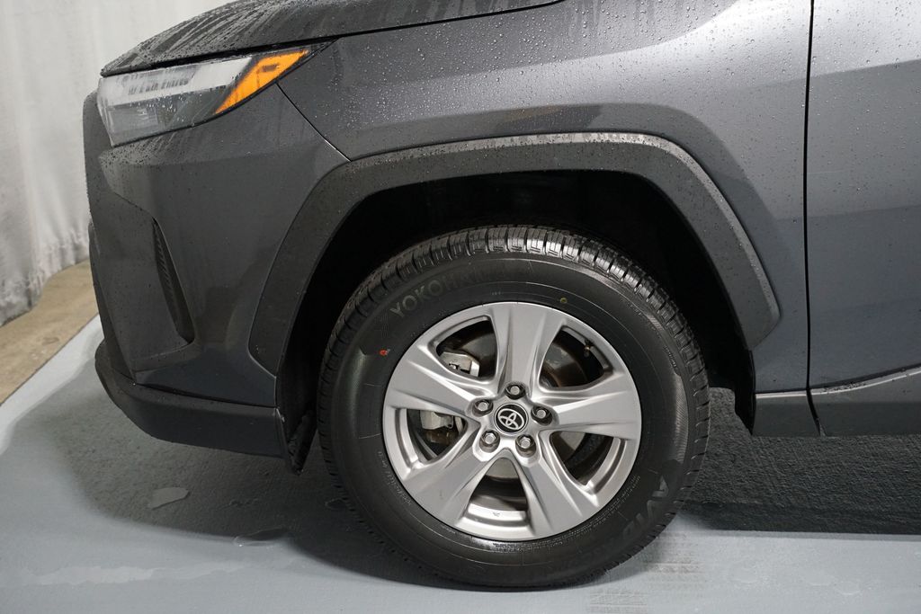 Thumbnail: 2025 Toyota RAV4 - 5