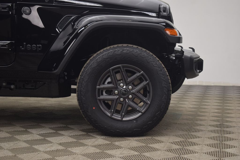 new 2026 Jeep Gladiator car, priced at $46,879