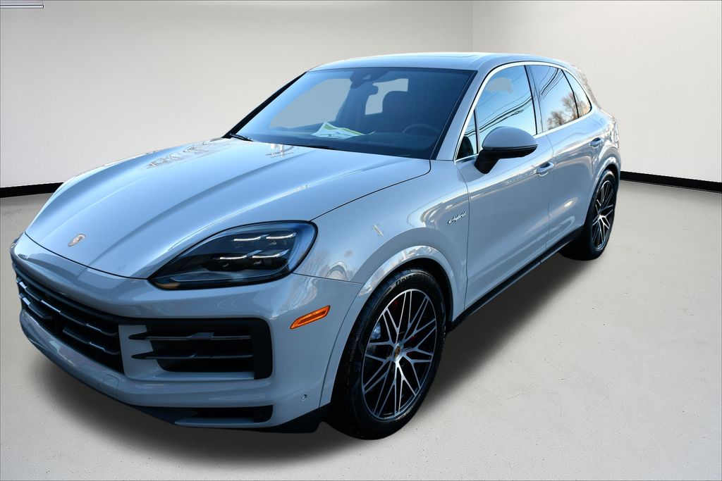 Thumbnail: 2026 Porsche Cayenne - 1