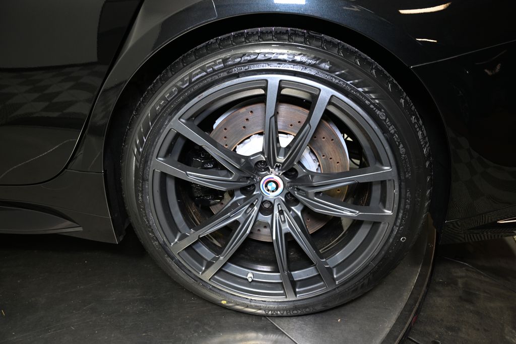 Thumbnail: 2023 BMW M3 - 12