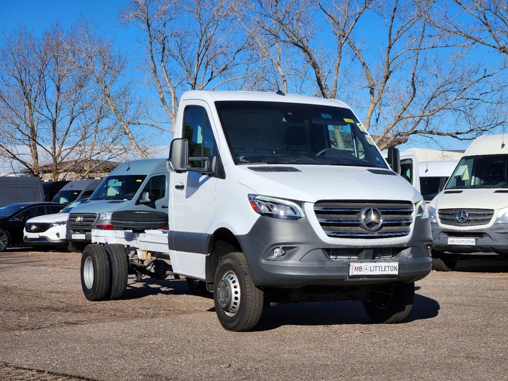 2023 Mercedes-Benz Sprinter 3500 Cab Chassis 170 WB 3