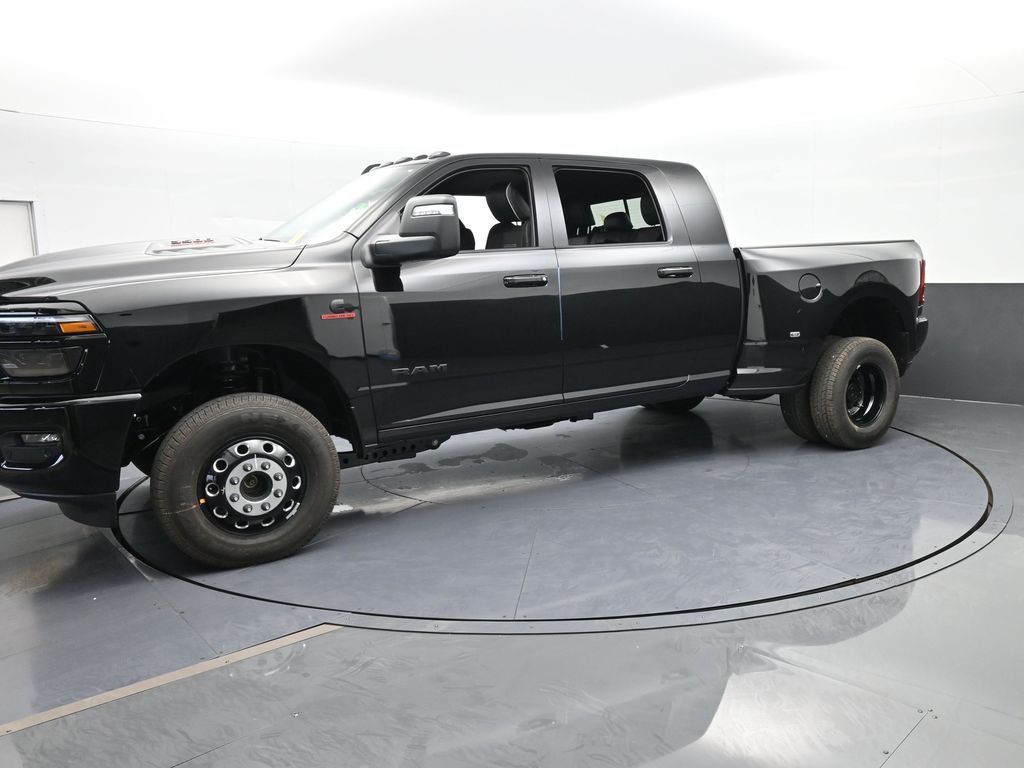New 2026 Diamond Black Crystal Pearlcoat Ram Laramie image 2