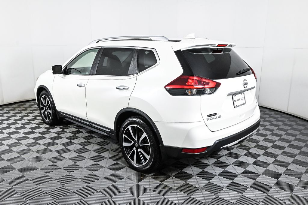 2018 Nissan Rogue SL 4